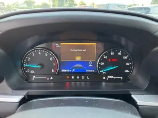 Ford Explorer 2023 AWD XLT 4 puertas SUV
