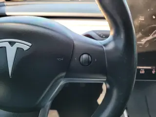 Tesla Model 3 2018 Mid Range 4 puertas Fastback
