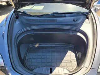 Tesla Model 3 2018 Mid Range 4 puertas Fastback