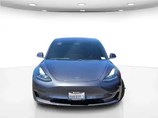 Tesla Model 3 2018 Mid Range 4 puertas Fastback