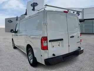 Nissan NV 2021 1500 S 3 puertas Van de Carga