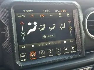 Jeep Wrangler 2023 4x4 Sahara 4xe 4 puertas SUV