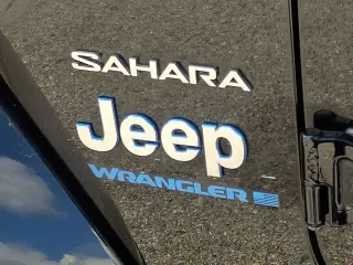 Jeep Wrangler 2023 4x4 Sahara 4xe 4 puertas SUV