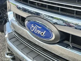 Ford F-250 Super Duty 2022 4x4 XLT Cabina Doble 4 puertas 6.8 pies. Pickup