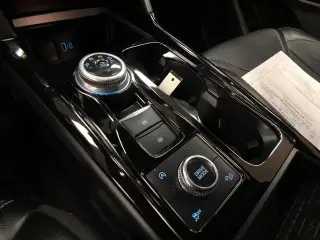 Ford Explorer 2022 AWD ST SUV de 4 puertas