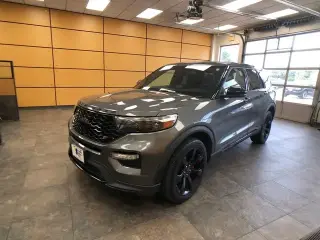 Ford Explorer 2022 AWD ST SUV de 4 puertas