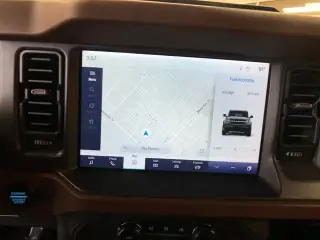 Ford Bronco 2024 4x4 Outer Banks 4 puertas SUV