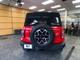 Ford Bronco 2024 4x4 Outer Banks 4 puertas SUV