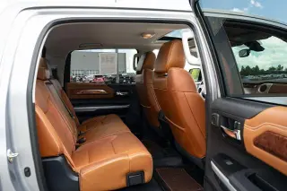 Toyota Tundra 2018 4x4 Edición 1794 4 puertas CrewMax Cab Pickup SB (5.7L V8 FFV)