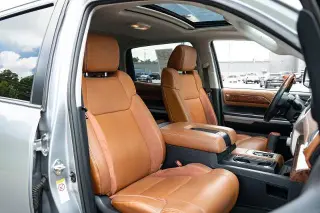 Toyota Tundra 2018 4x4 Edición 1794 4 puertas CrewMax Cab Pickup SB (5.7L V8 FFV)
