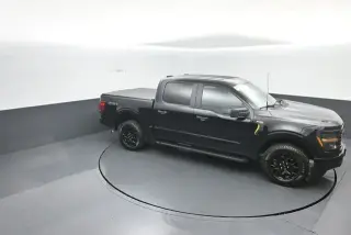 Ford F-150 2025 4x4 STX 4 puertas SuperCrew 5.5 pies SB