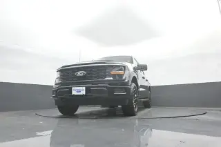 Ford F-150 2025 4x4 STX 4 puertas SuperCrew 5.5 pies SB
