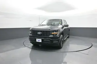 Ford F-150 2025 4x4 STX 4 puertas SuperCrew 5.5 pies SB
