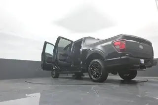 Ford F-150 2025 4x4 STX 4 puertas SuperCrew 5.5 pies SB