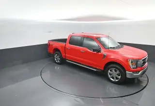 Ford F-150 2023 4x4 XLT 4 puertas SuperCrew 5.5 pies. SB