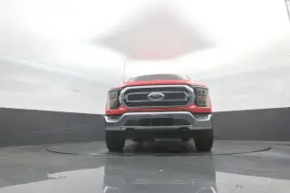 Ford F-150 2023 4x4 XLT 4 puertas SuperCrew 5.5 pies. SB