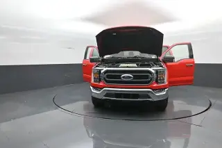 Ford F-150 2023 4x4 XLT 4 puertas SuperCrew 5.5 pies. SB