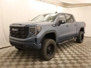 GMC Sierra 1500 2024 4x4 Elevation 4 puertas Cabina Crew 6.6 pies. Caja corta