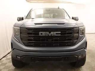 GMC Sierra 1500 2024 4x4 Elevation 4 puertas Cabina Crew 6.6 pies. Caja corta