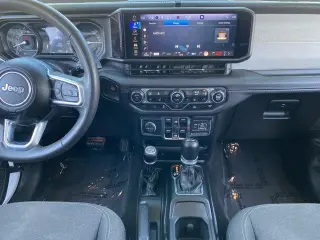 Jeep Wrangler 2024 4x4 Sahara 4xe 4 puertas SUV