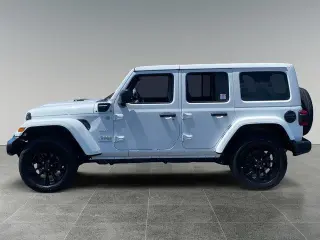 Jeep Wrangler 2024 4x4 Sahara 4xe 4 puertas SUV