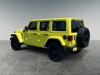 Jeep Wrangler 2024 4x4 Sahara 4xe 4 puertas SUV
