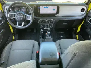 Jeep Wrangler 2024 4x4 Sahara 4xe 4 puertas SUV