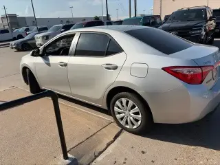 Toyota Corolla 2018 SE 4 puertas Sedán 6M