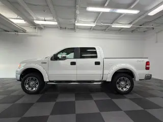 Ford F-150 2007 Lariat 4 puertas SuperCrew 4x4 Styleside 5.5 pies. SB