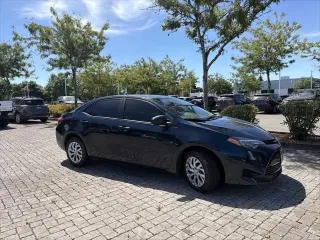 Toyota Corolla 2018 LE 4 puertas Sedan