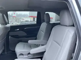Toyota Highlander 2017 AWD Limited 4 puertas SUV