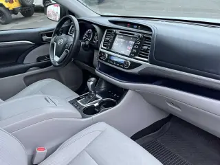 Toyota Highlander 2017 AWD Limited 4 puertas SUV