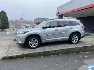Toyota Highlander 2017 AWD Limited 4 puertas SUV