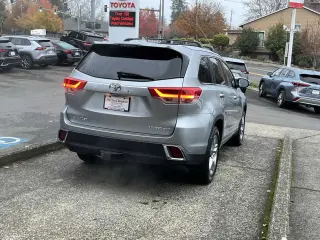 Toyota Highlander 2017 AWD Limited 4 puertas SUV