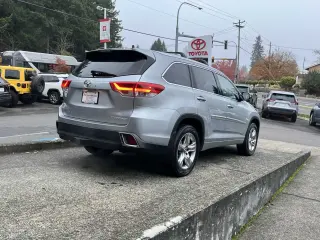Toyota Highlander 2017 AWD Limited 4 puertas SUV