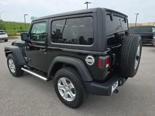 Jeep Wrangler 2020 4x4 Sport 2 puertas SUV
