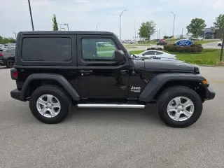 Jeep Wrangler 2020 4x4 Sport 2 puertas SUV