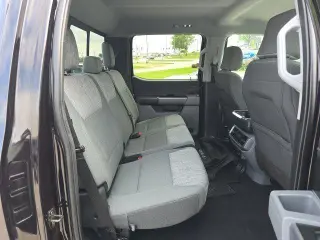 Ford F-150 2023 4x4 XLT 4 puertas SuperCrew 5.5 pies. Caja corta