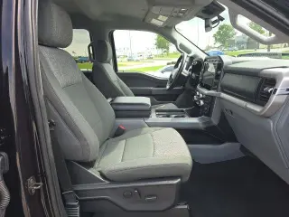 Ford F-150 2023 4x4 XLT 4 puertas SuperCrew 5.5 pies. Caja corta