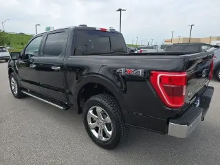 Ford F-150 2023 4x4 XLT 4 puertas SuperCrew 5.5 pies. Caja corta