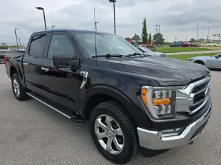 Ford F-150 2023 4x4 XLT 4 puertas SuperCrew 5.5 pies. Caja corta