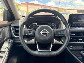 Nissan Rogue 2023 SV 4 puertas Crossover