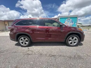 Toyota Highlander 2015 Limited 4 puertas SUV