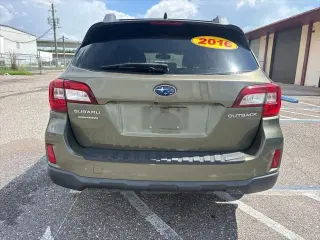 Subaru Outback 2016 AWD 2.5i Premium 4 puertas Wagon