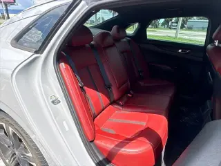 Kia K5 2023 GT-Line 4 puertas Sedan