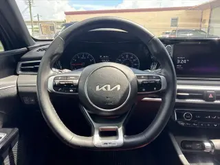 Kia K5 2023 GT-Line 4 puertas Sedan