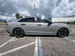 Kia K5 2023 GT-Line 4 puertas Sedan