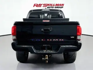 Toyota Tacoma 2018 4x4 TRD Pro 4 puertas Cabina Doble 5.0 ft SB 6M