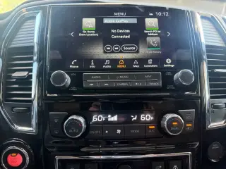 Nissan Titan 2023 4x4 Platinum Reserve 4 puertas Cabina Crew 5.6 pies. SB