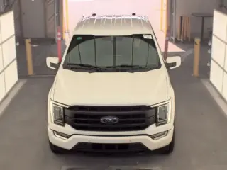 Ford F-150 2023 4x4 Lariat 4 puertas SuperCrew 6.5 pies. SB